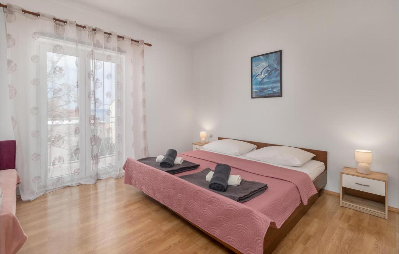 2 Bedroom Stunning Apartment In Novi Vinodolski Exterior photo