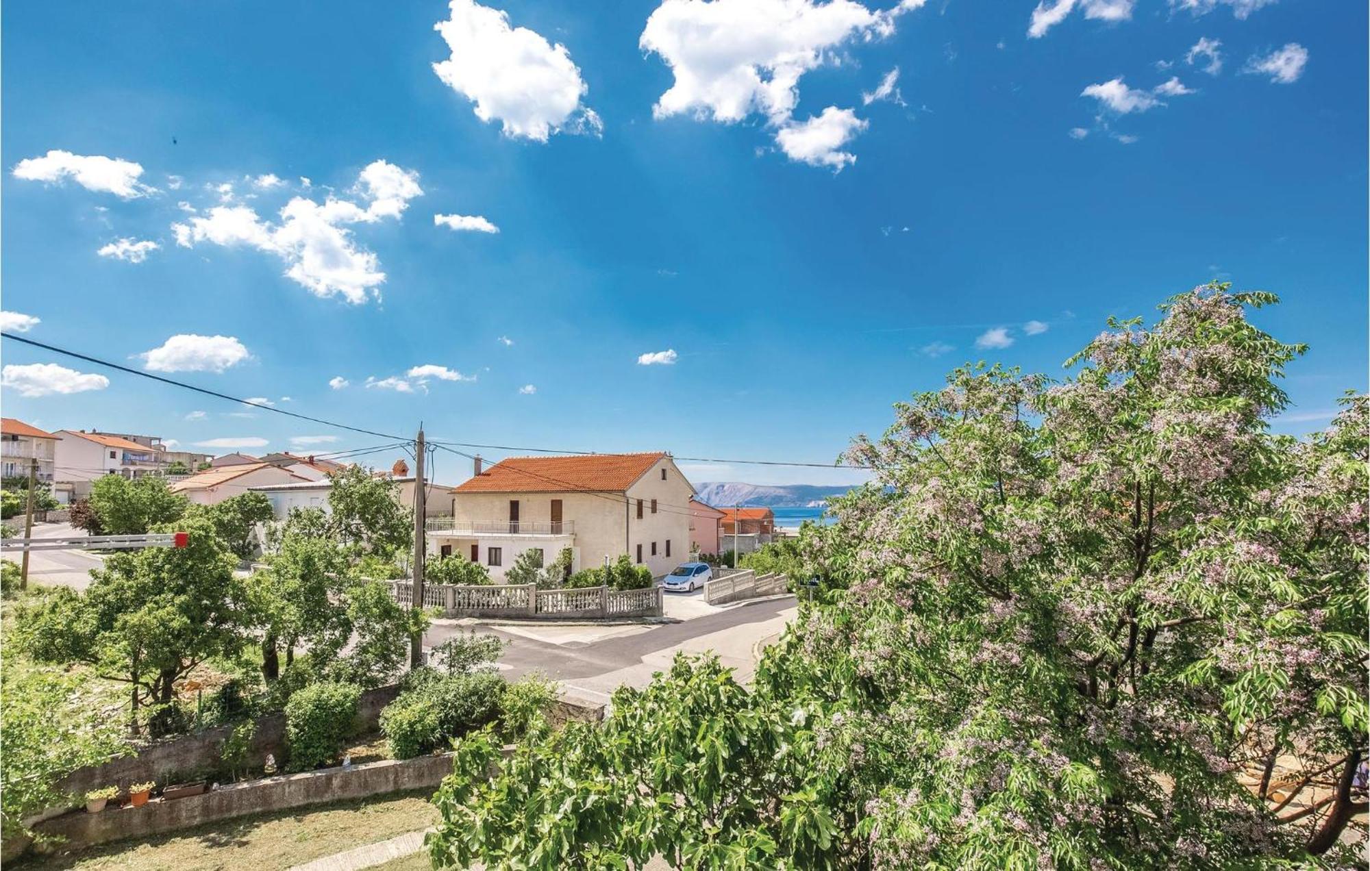 2 Bedroom Stunning Apartment In Novi Vinodolski Exterior photo